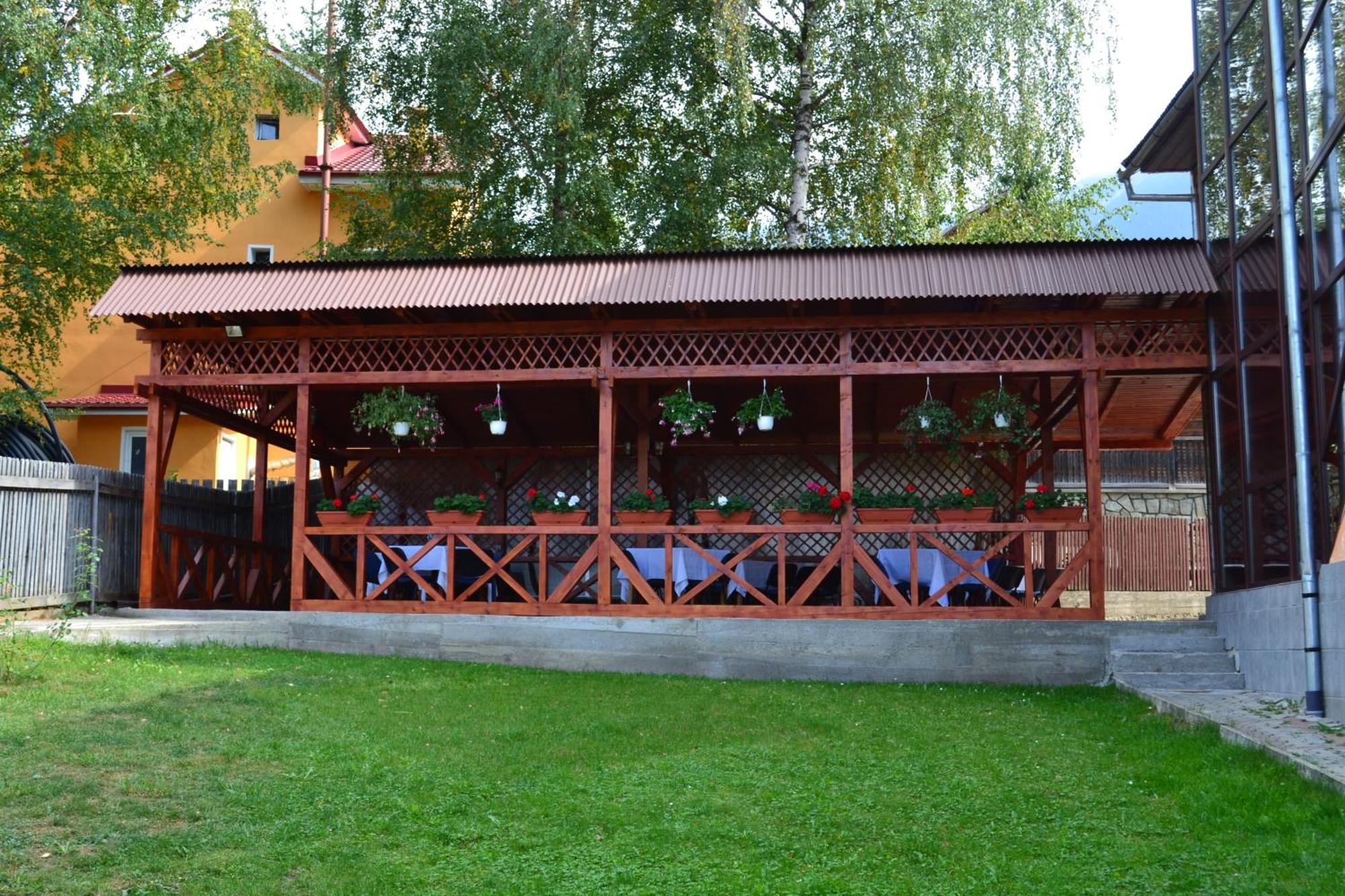 Vila Cristina Ceahlău Esterno foto